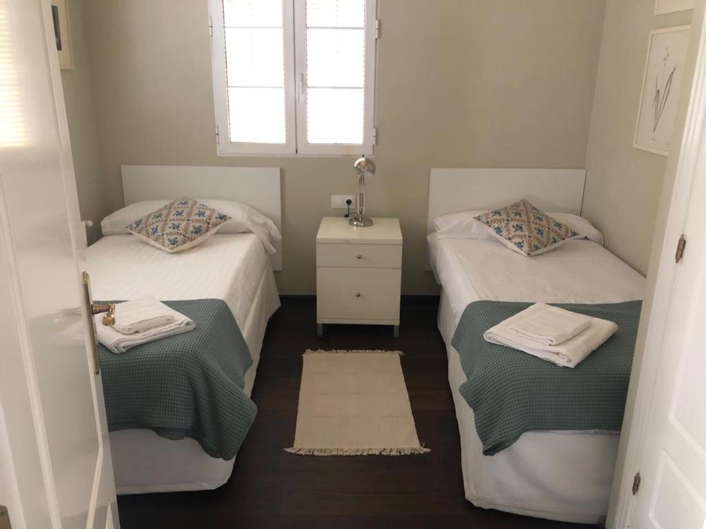 No Turistic Rental, Duplex Penthouse In The Historic Center, Valencia, Ideal For Those Looking To Stay In The City For A Season, Including Professionals And Students Bagian luar foto