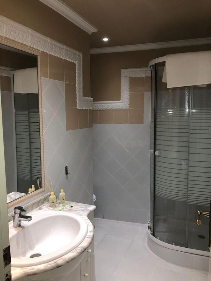 No Turistic Rental, Duplex Penthouse In The Historic Center, Valencia, Ideal For Those Looking To Stay In The City For A Season, Including Professionals And Students Bagian luar foto